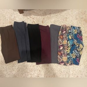7 pair size small leggings